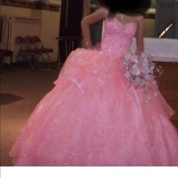 Quinceañera dress size 6 CRINOLINE NOT INCLUDED - Picture 2 of 8